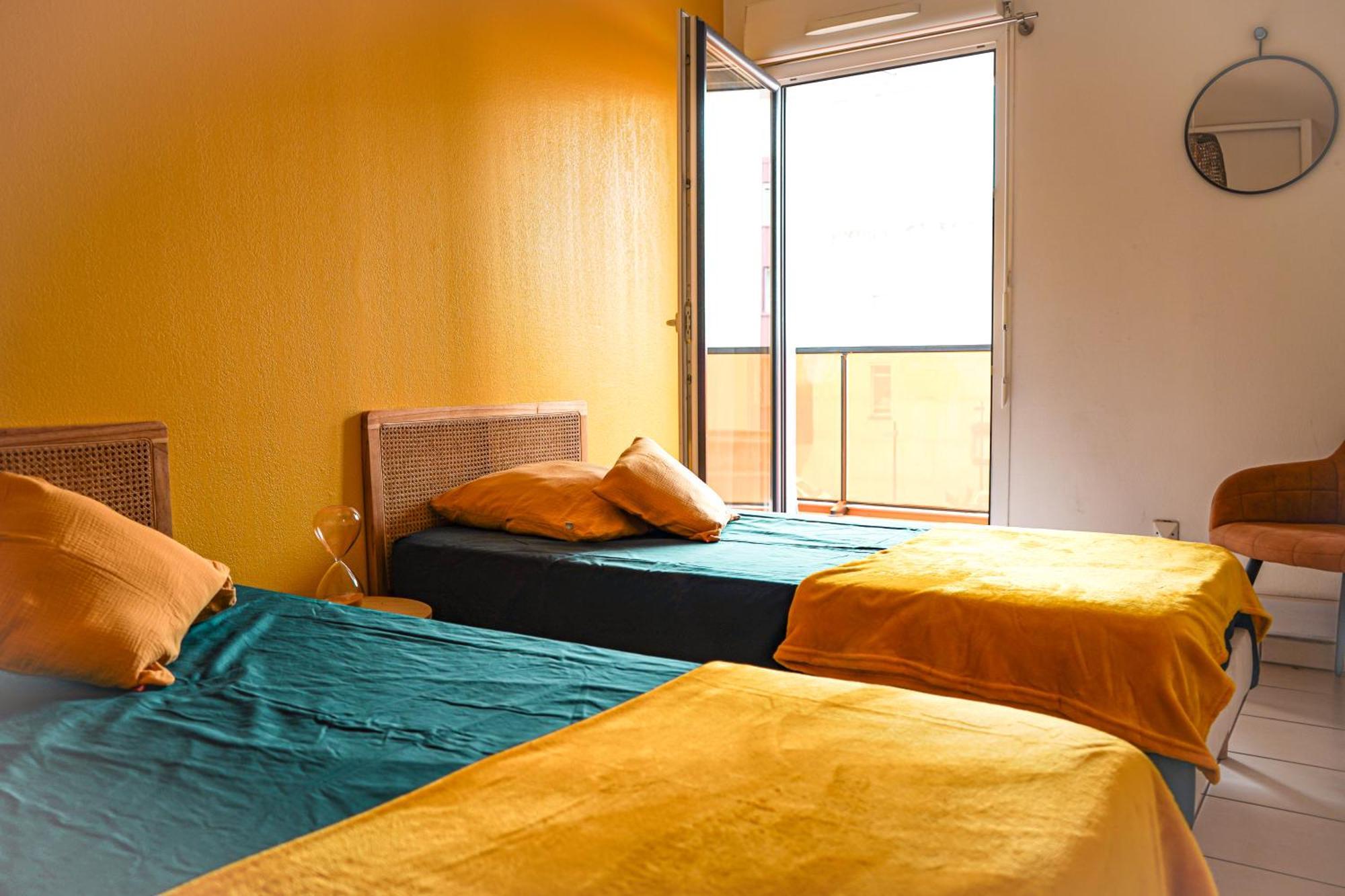 Bel Appartement Climatise & Parking Perpignan Luaran gambar