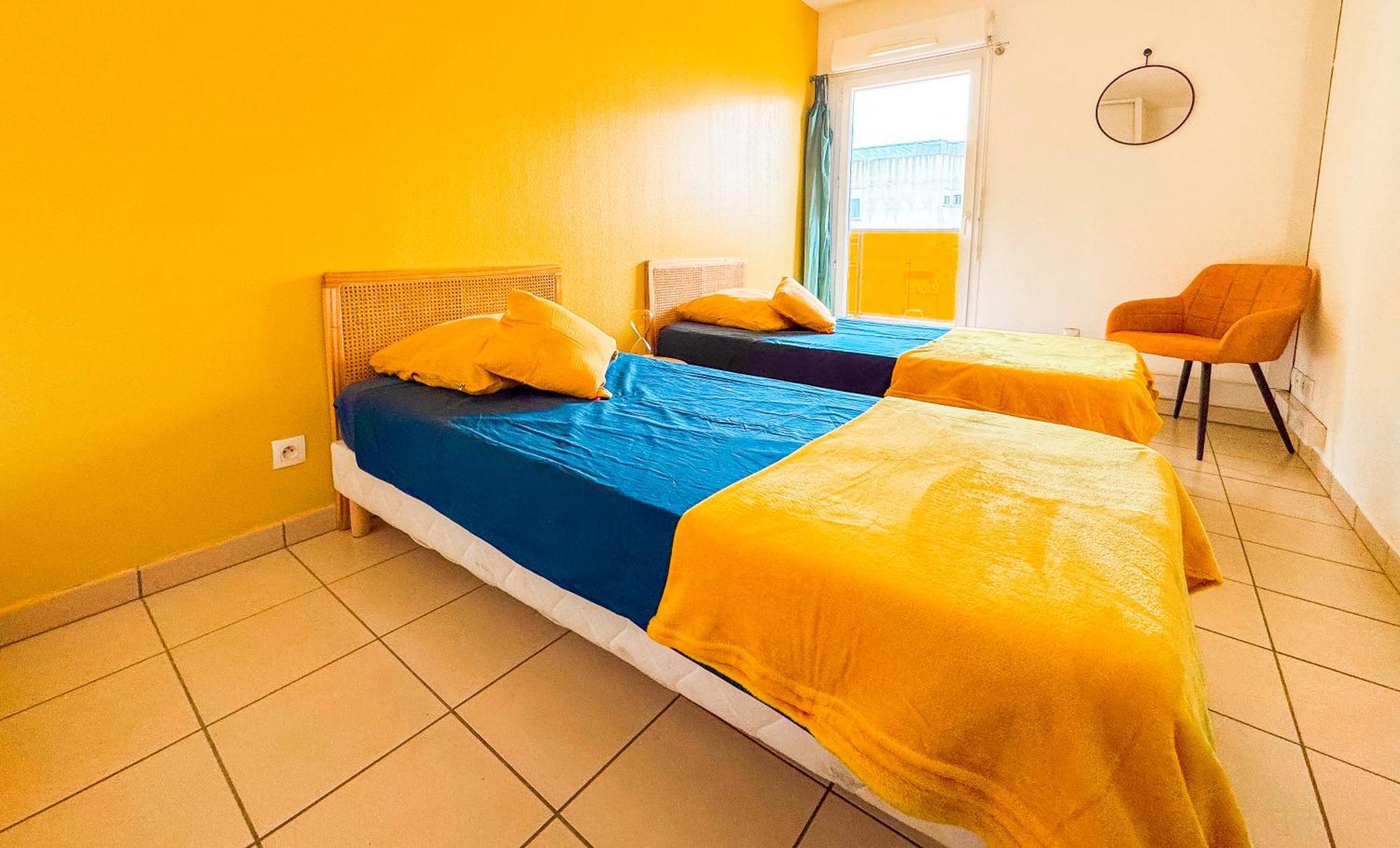 Bel Appartement Climatise & Parking Perpignan Luaran gambar