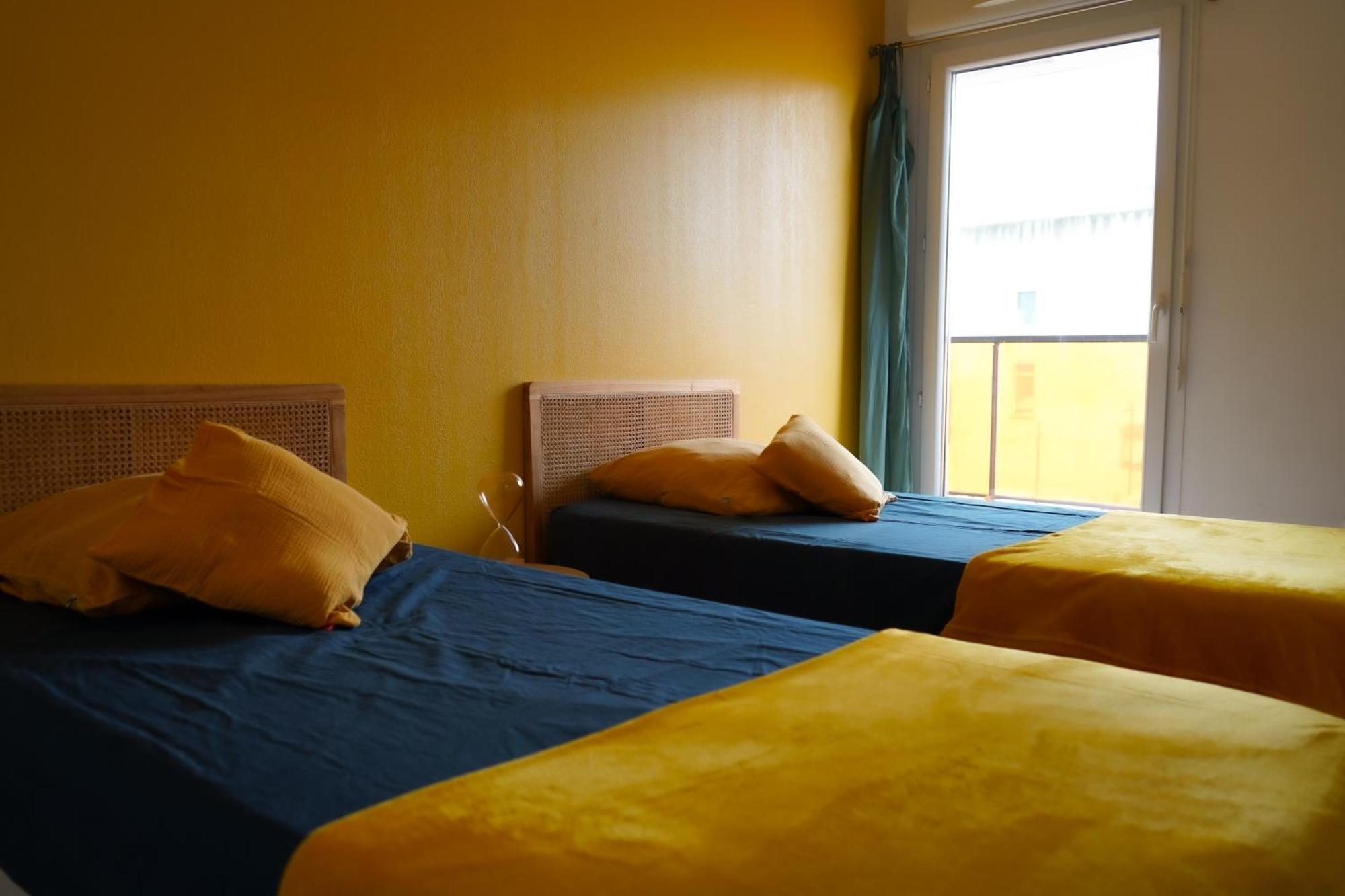 Bel Appartement Climatise & Parking Perpignan Luaran gambar