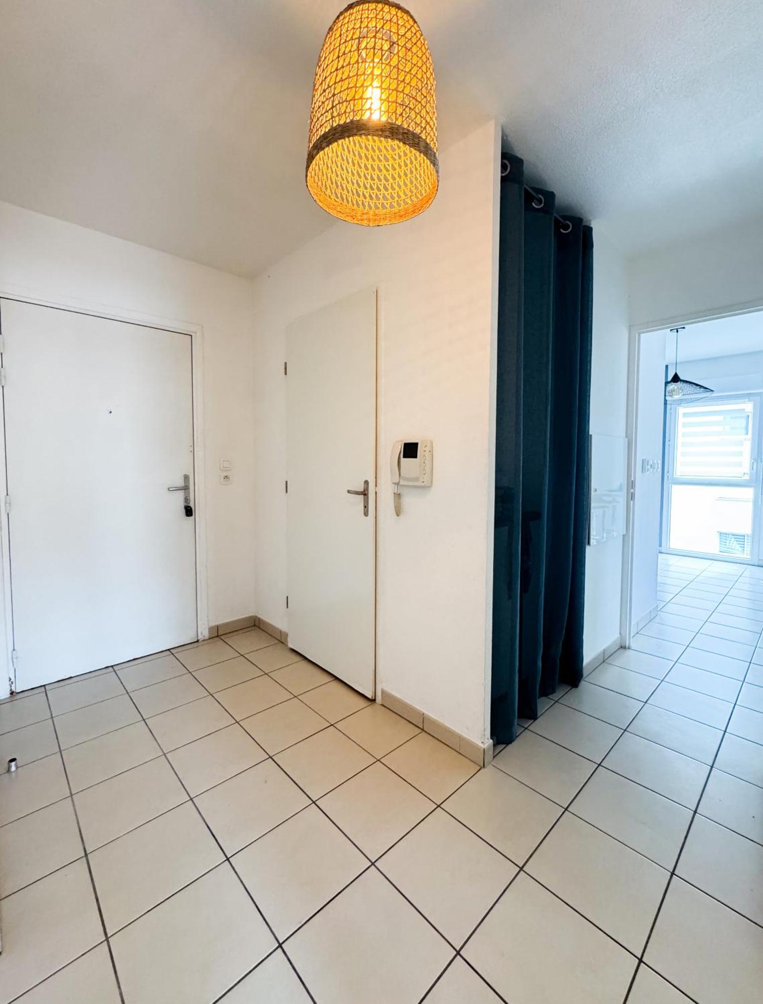 Bel Appartement Climatise & Parking Perpignan Luaran gambar