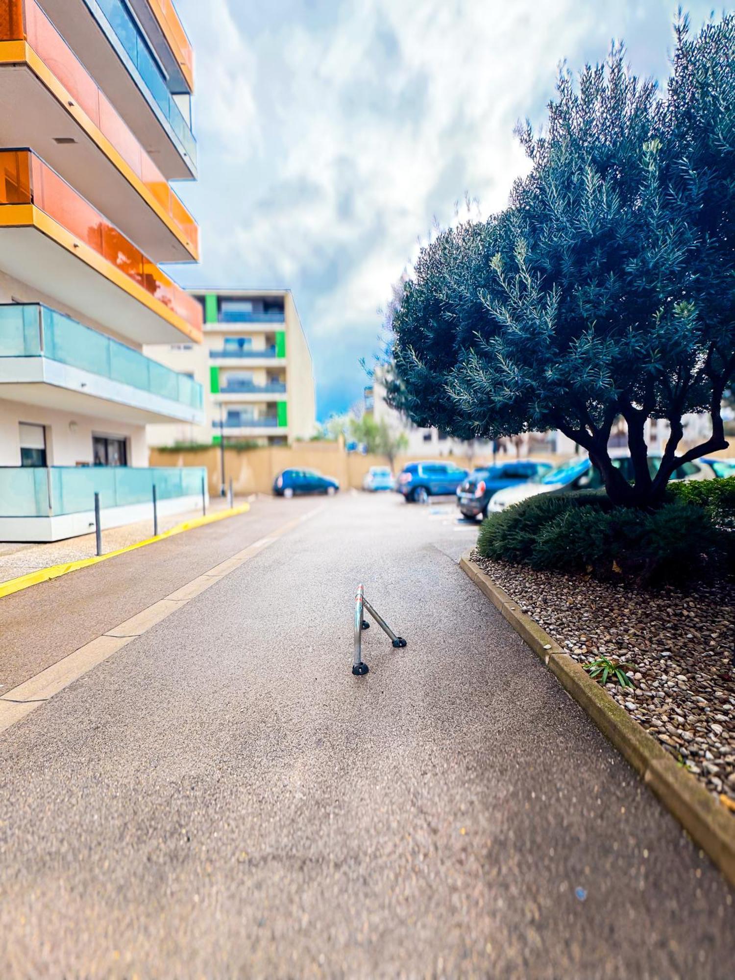 Bel Appartement Climatise & Parking Perpignan Luaran gambar